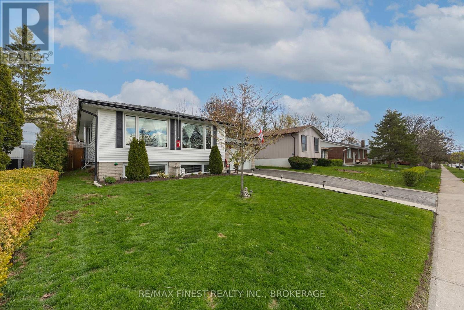 790 HIGH GATE PARK DRIVE