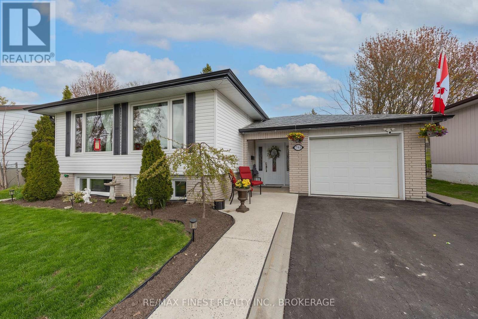 790 HIGH GATE PARK DRIVE