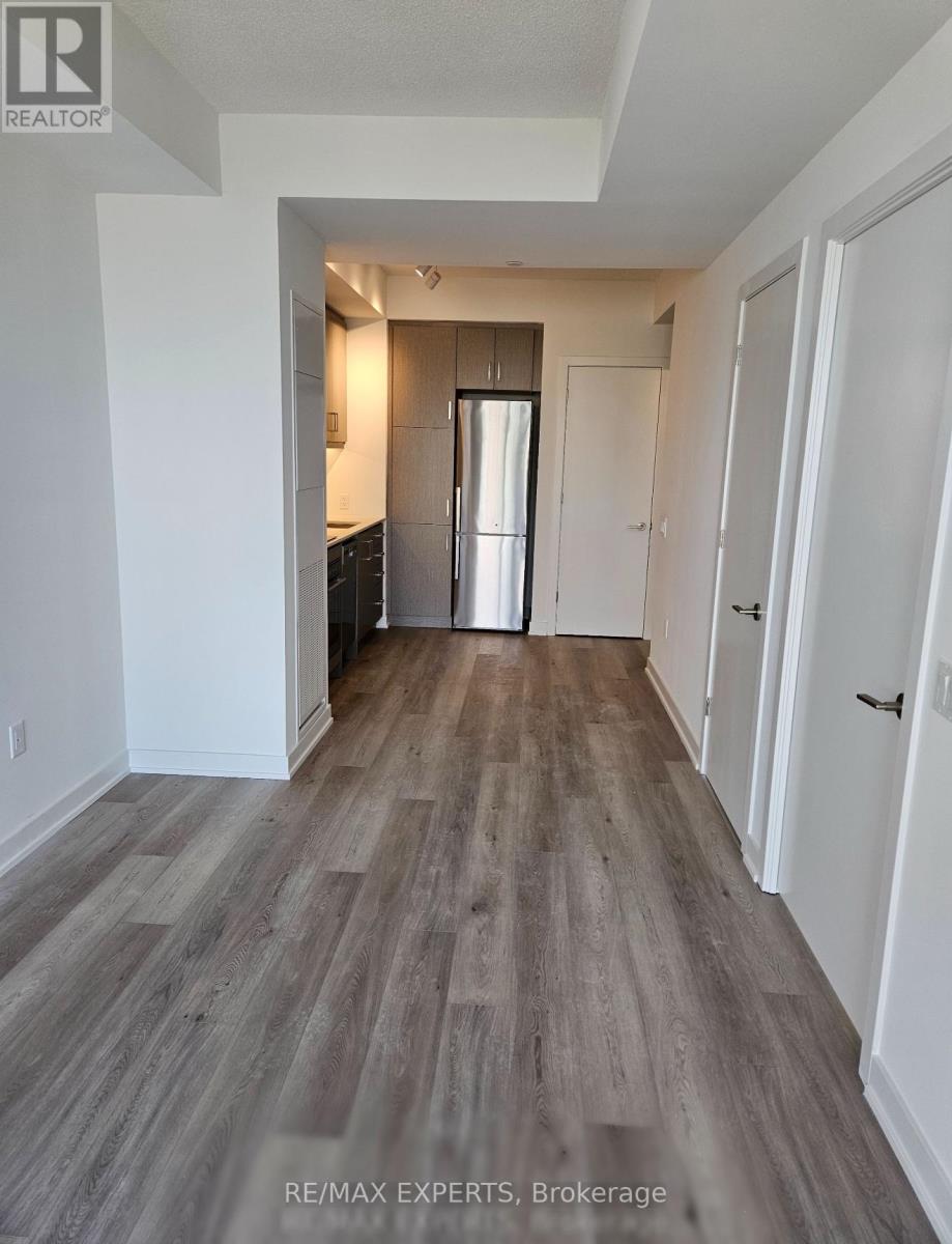 1115 - 9 TECUMSETH STREET