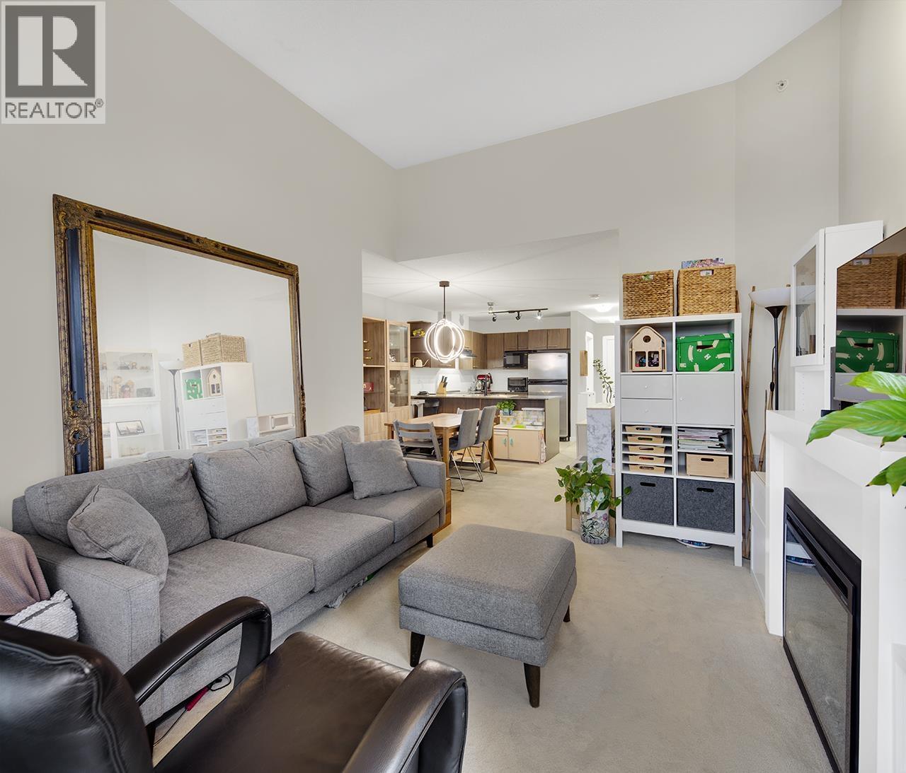 406 4728 BRENTWOOD DRIVE