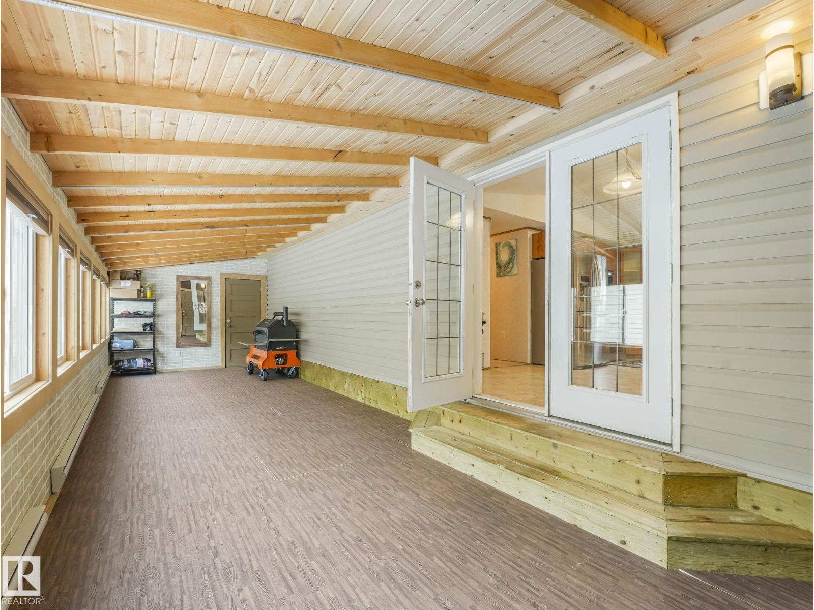 1634 66 Ave - Maple Ridge MH PA NW
