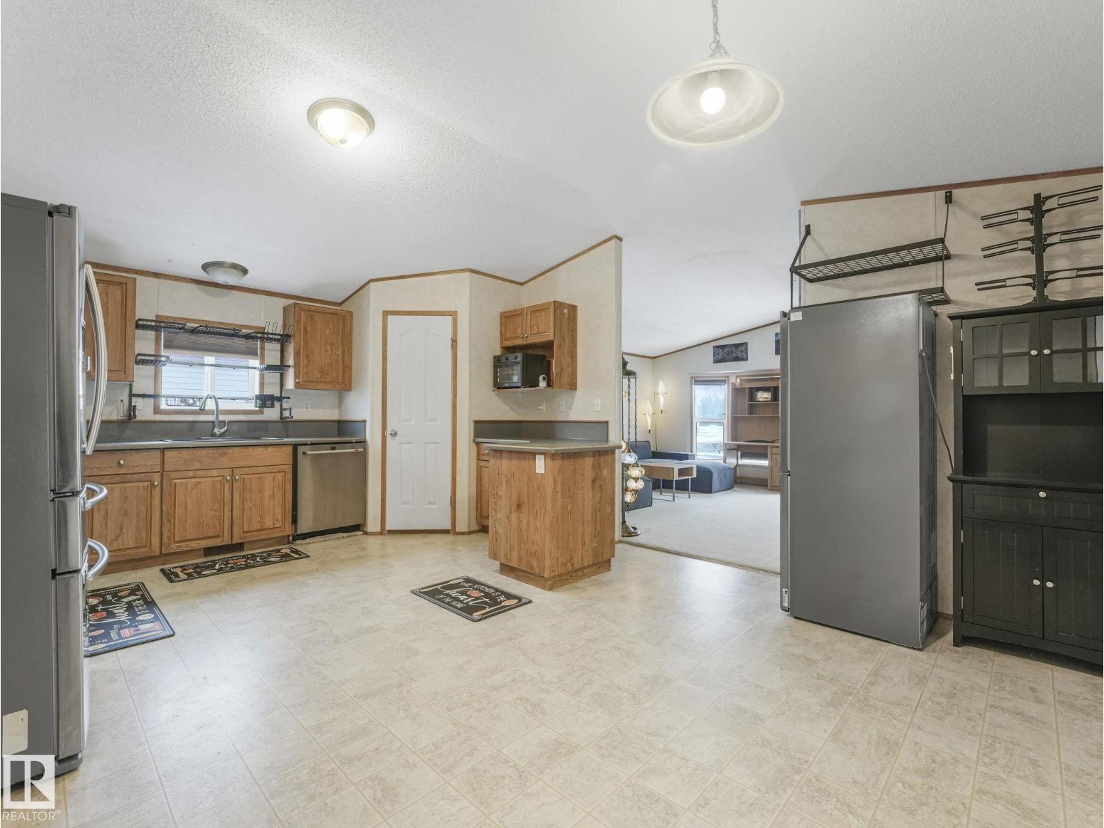 1634 66 Ave - Maple Ridge MH PA NW