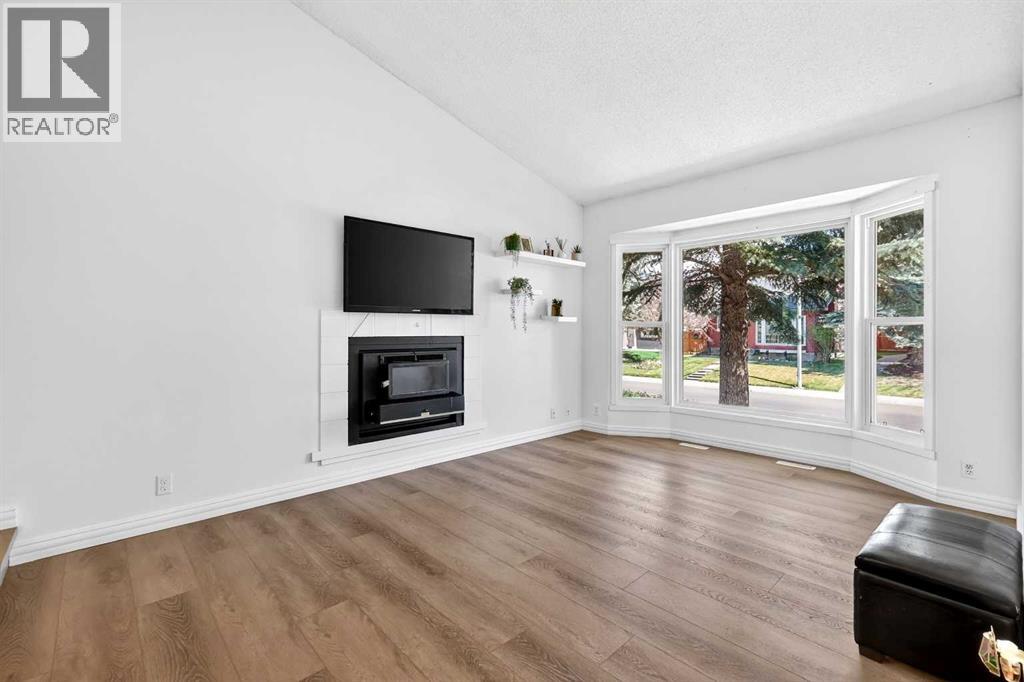 236 Mckerrell Way SE