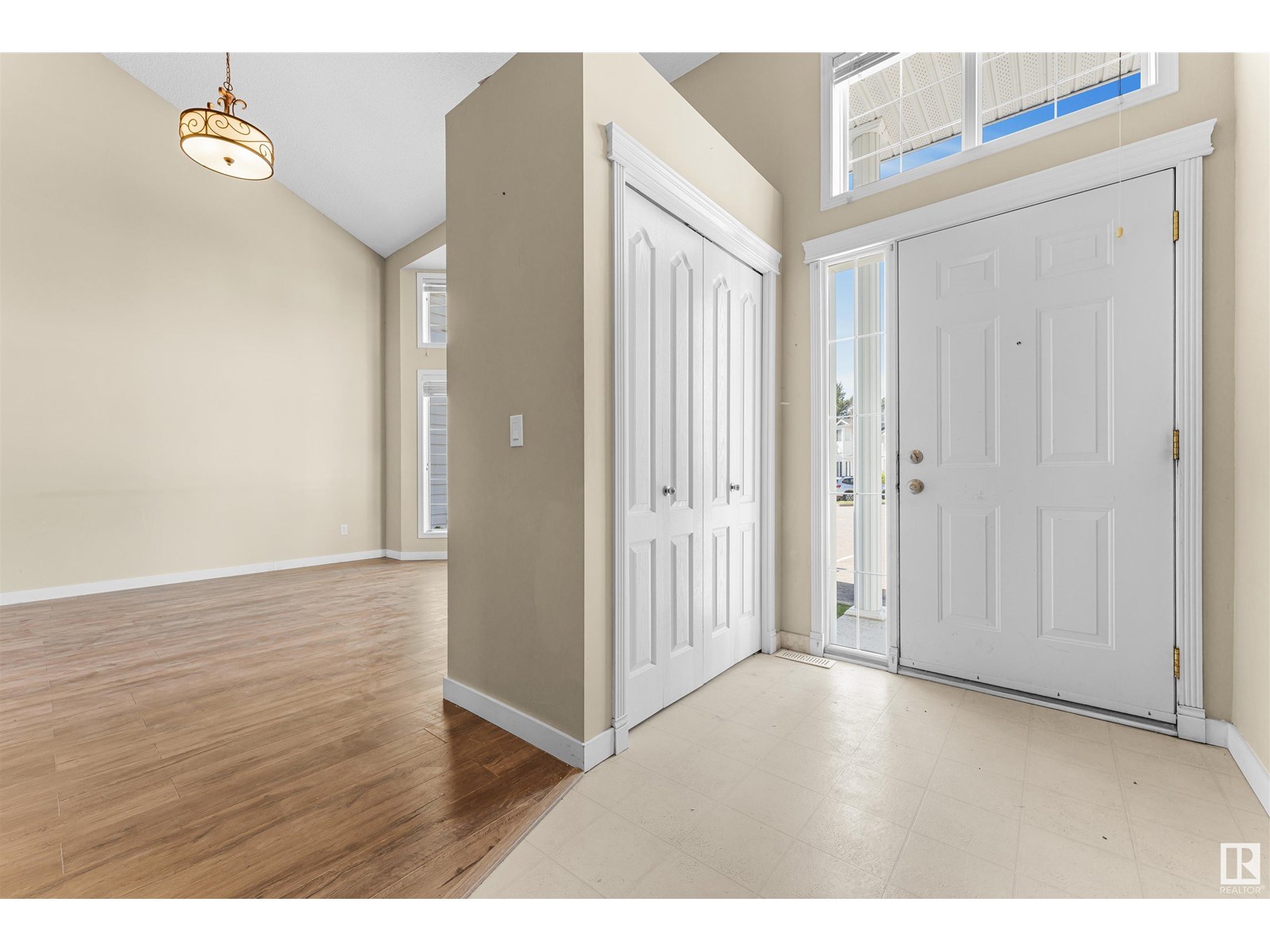 #82 3380 28A AV NW NW