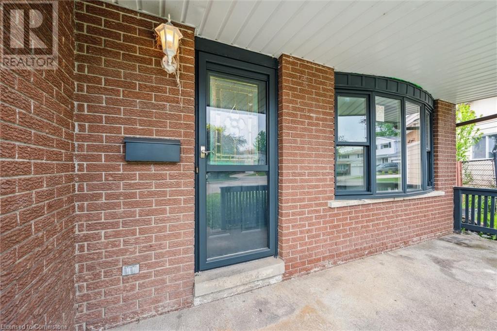 21 FOREST GLEN Court