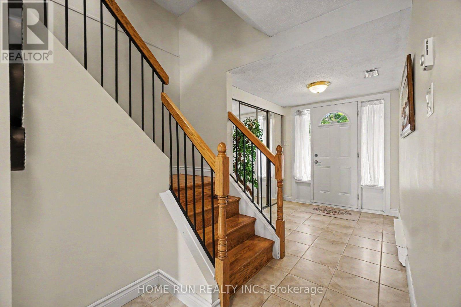 9D CASTLEBROOK LANE