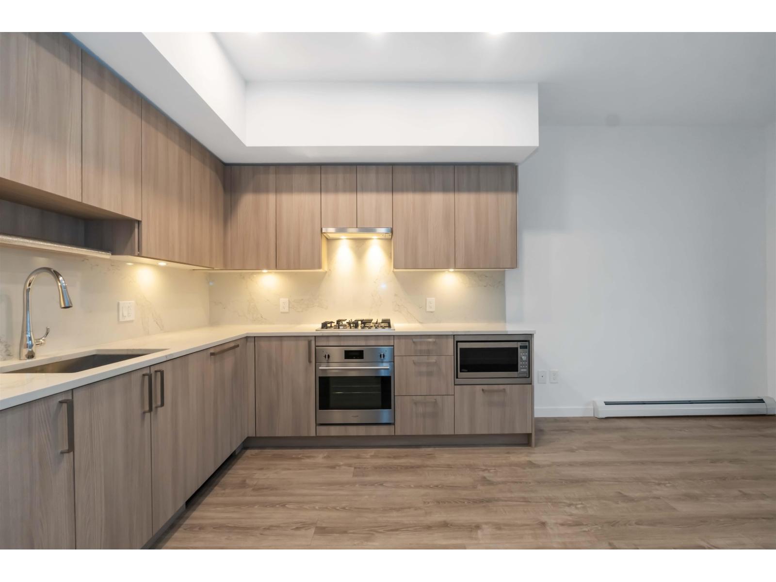 206 13350 CENTRAL AVENUE