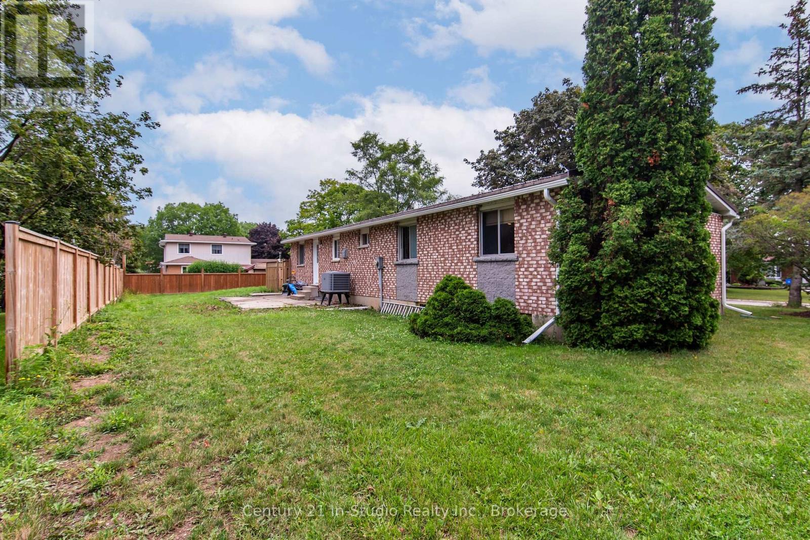 1116 MILNE DRIVE