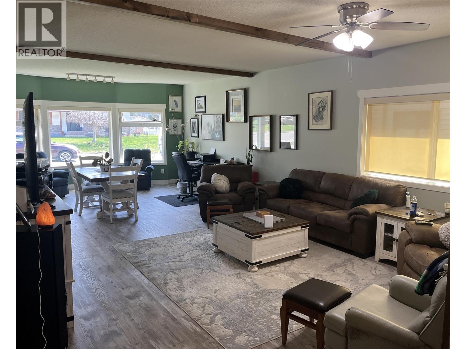 2034 Saddleview Avenue