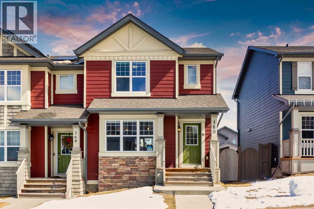 160 Panamount Way NW