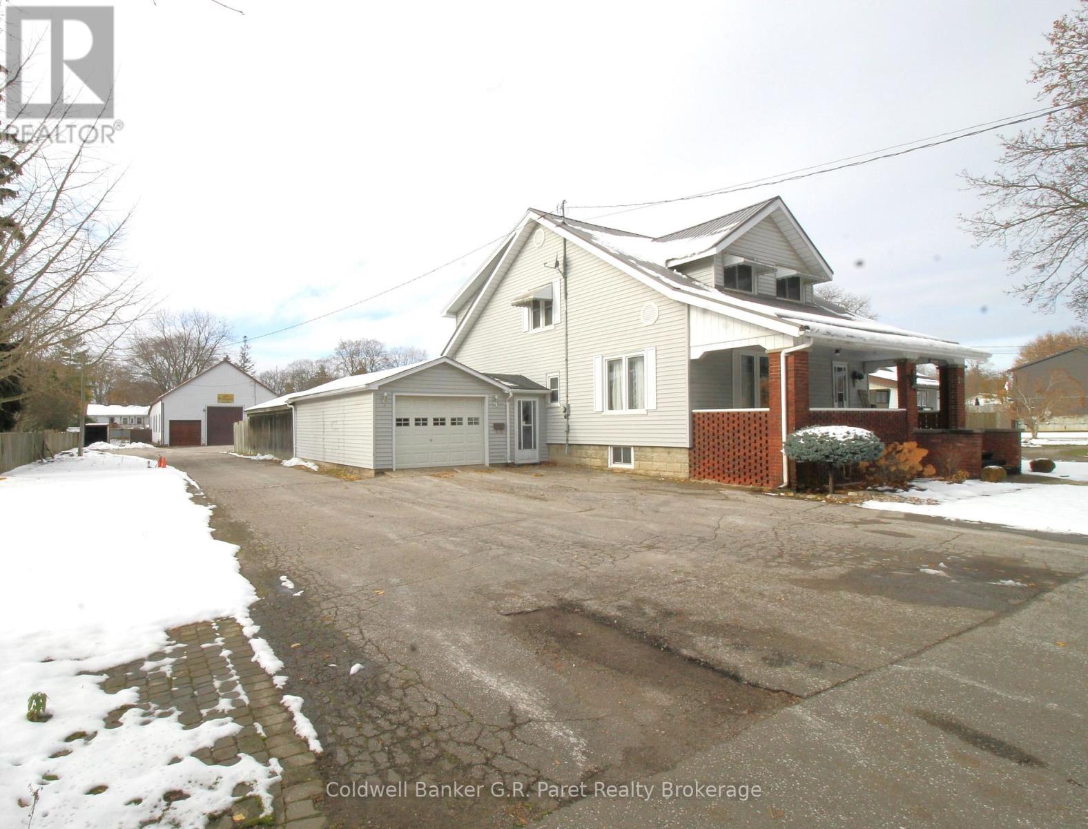 264 JOHN STREET S