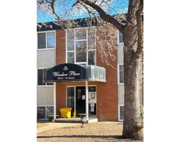 #306 10415 93 ST NW