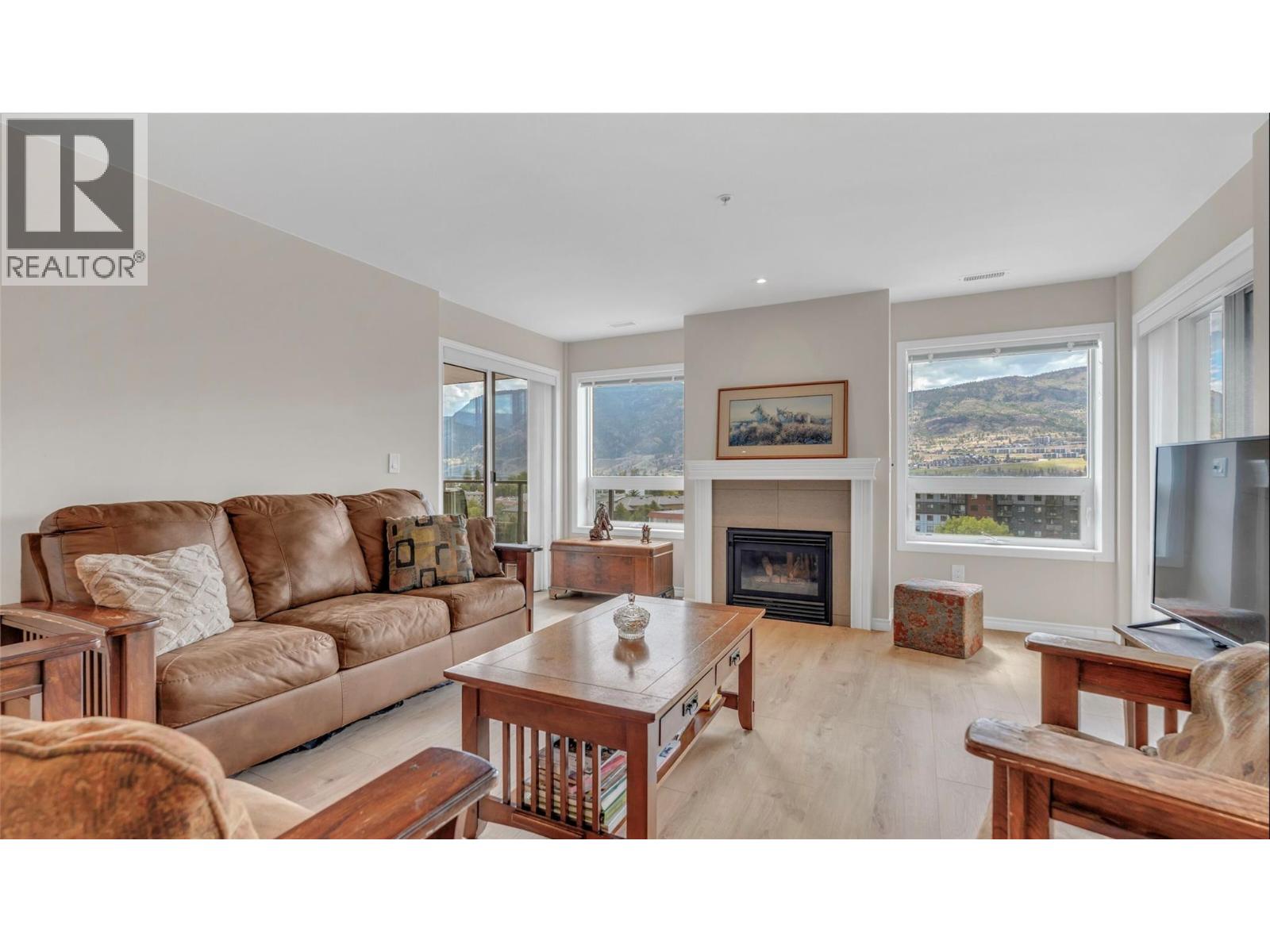3346 SKAHA LAKE Road Unit# 804