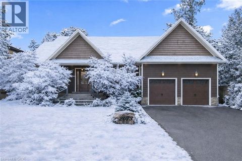 2073 DERAMORE Drive Oakville ON L6J2P7