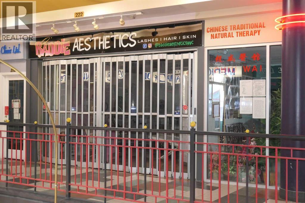 222, 328 Centre Street SE