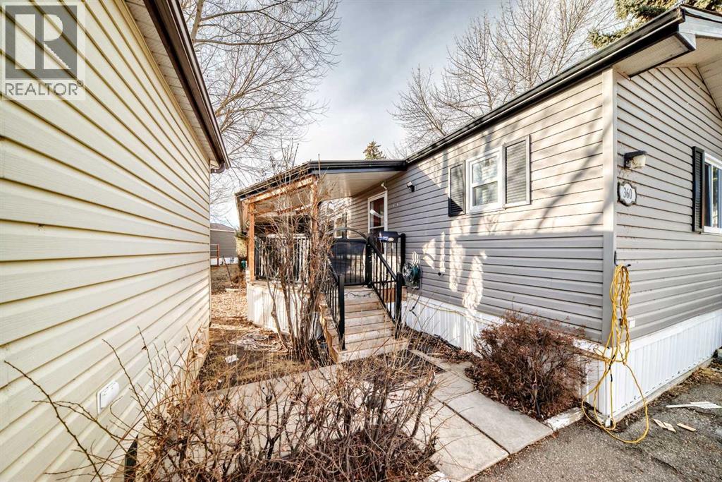 360 Burroughs Circle NE