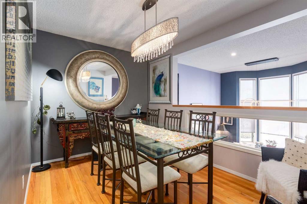 318 Hawkstone Manor NW