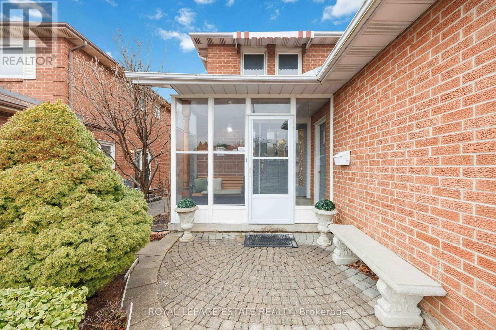 124 GLEN SHIELDS AVENUE