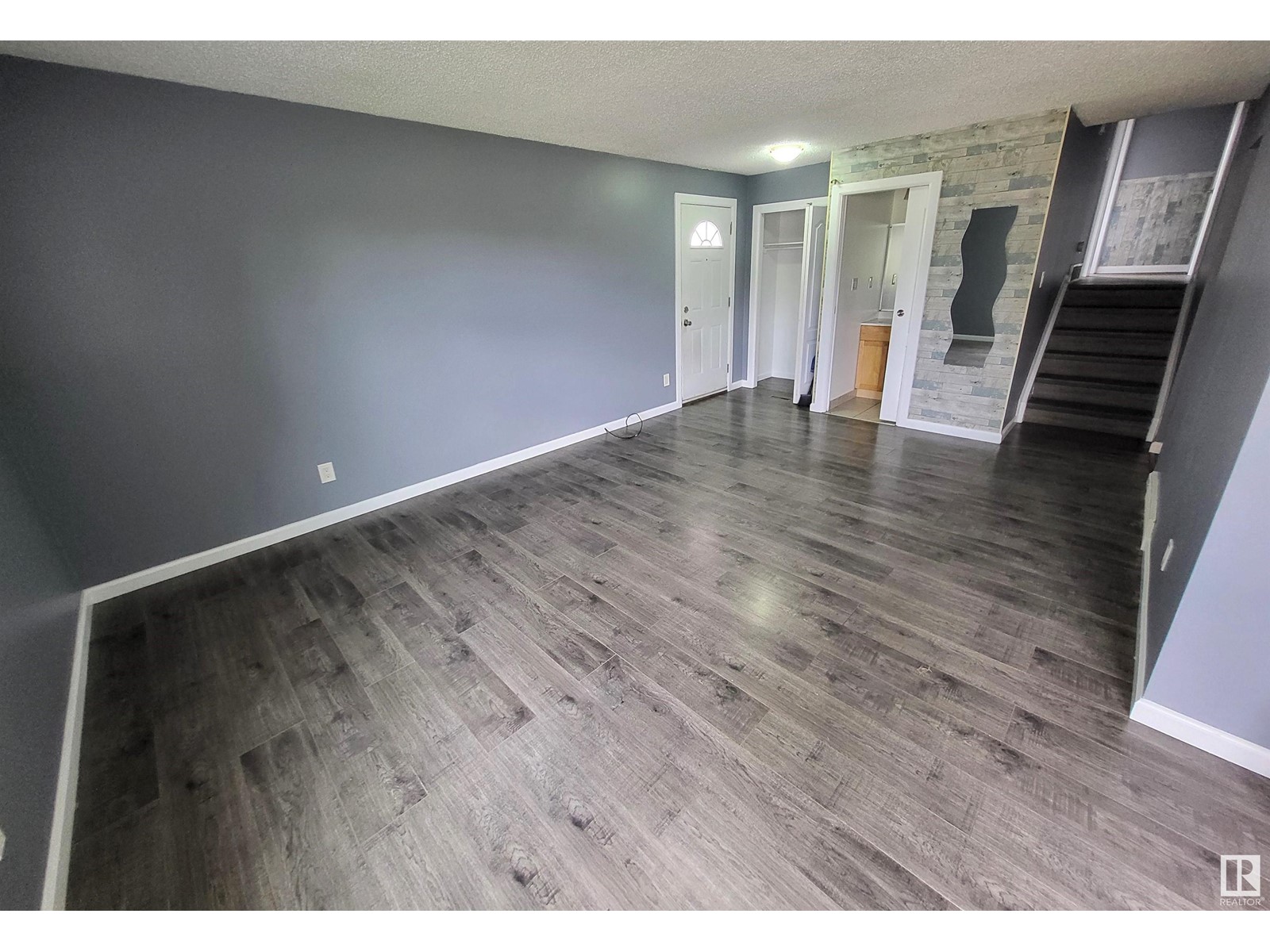 1641 LAKEWOOD W NW