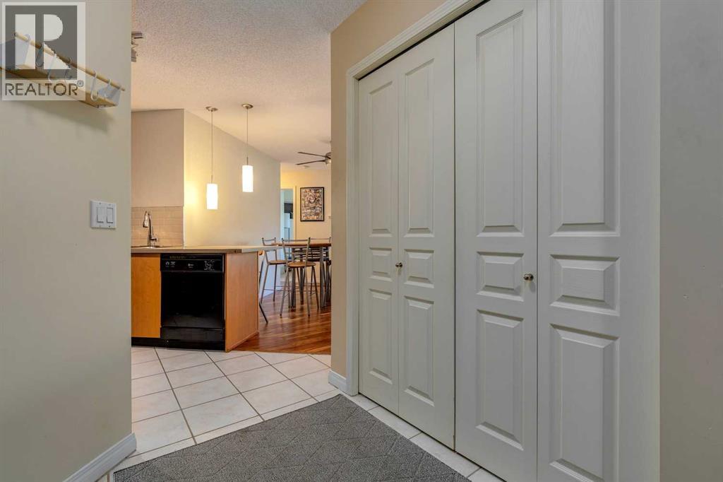 433, 22 Richard Place SW