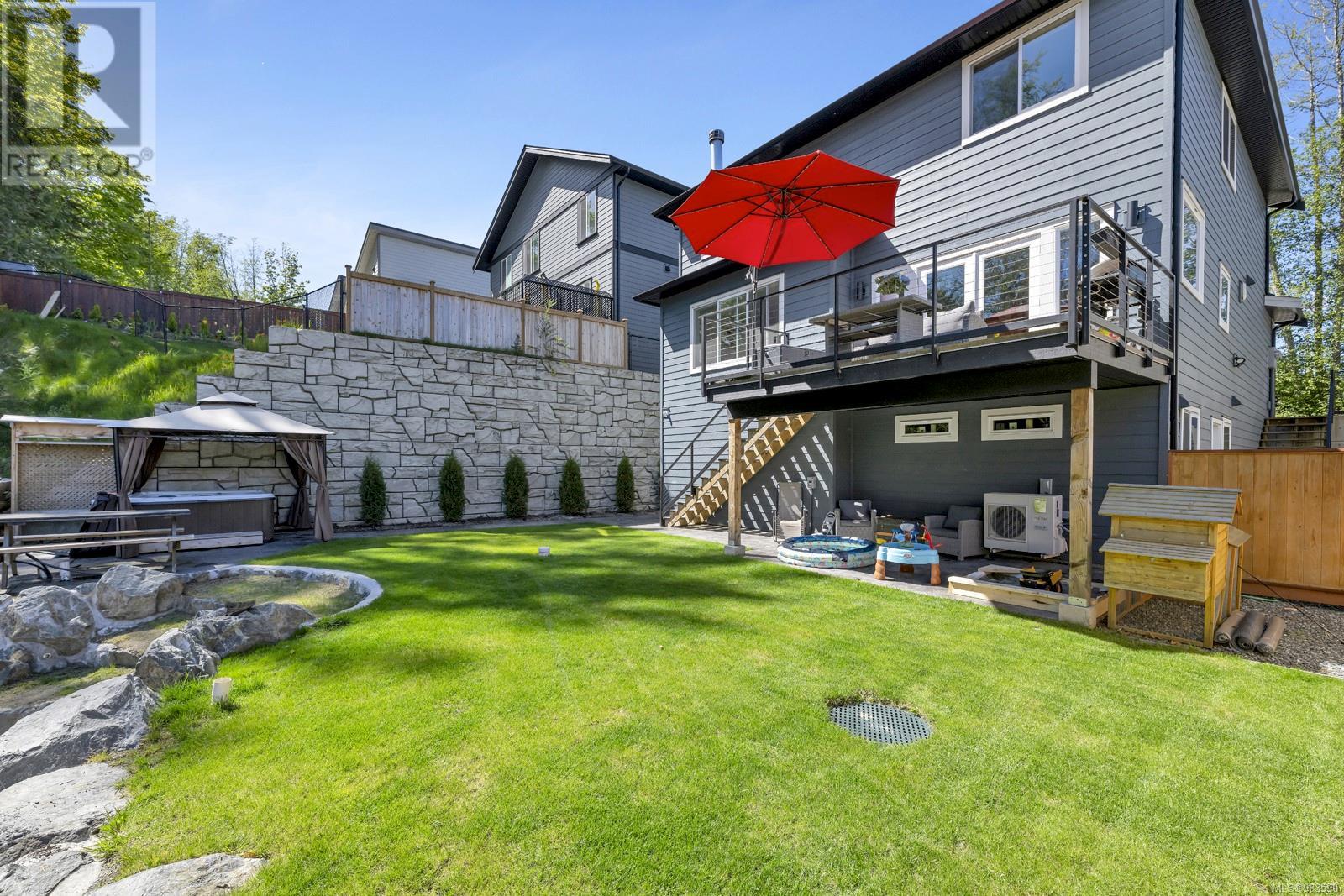 6423 Hopkins Crt
