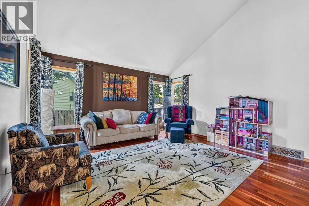 128 Santana Court NW