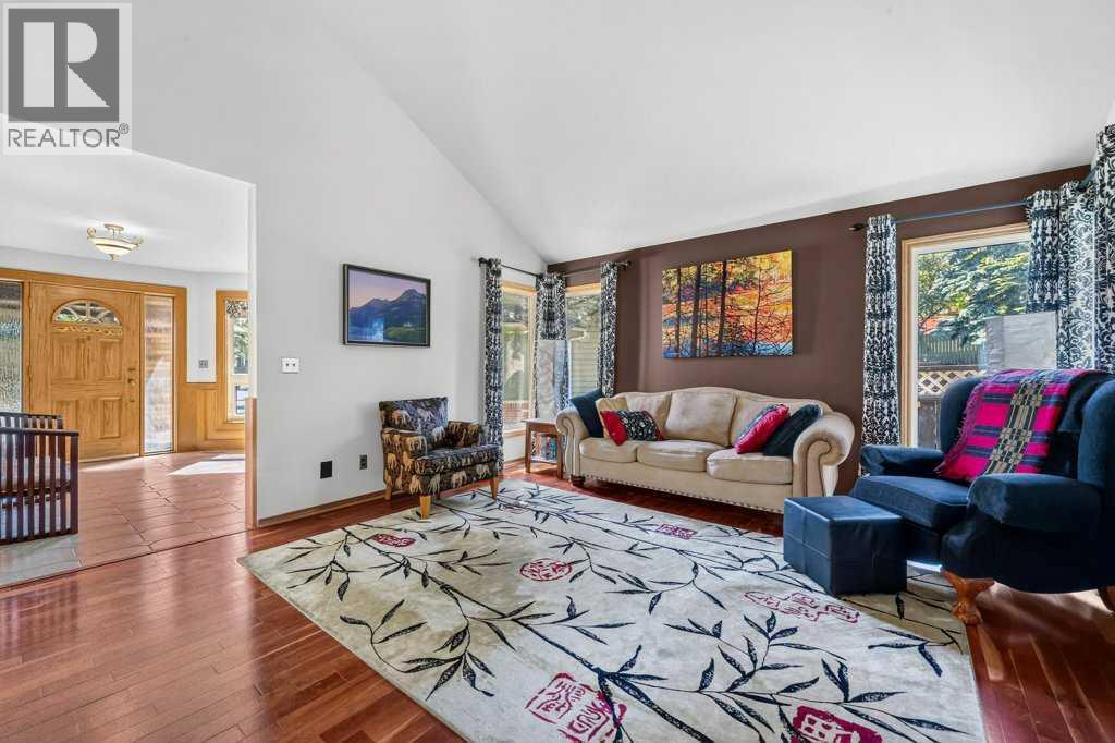 128 Santana Court NW