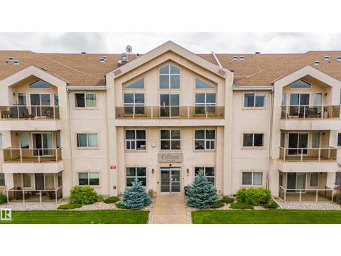 #208 10421 42 AV NW Edmonton AB T6J7C8