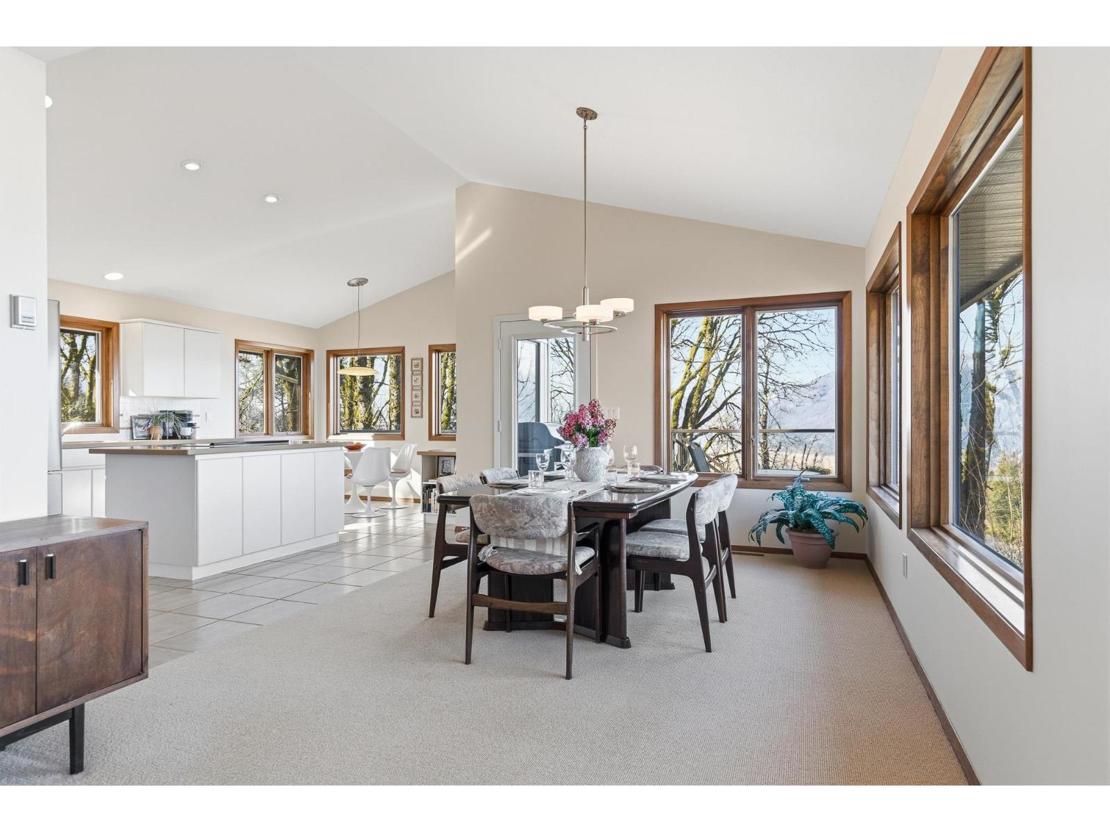 43595 BRACKEN DRIVE|Chilliwack Mountain