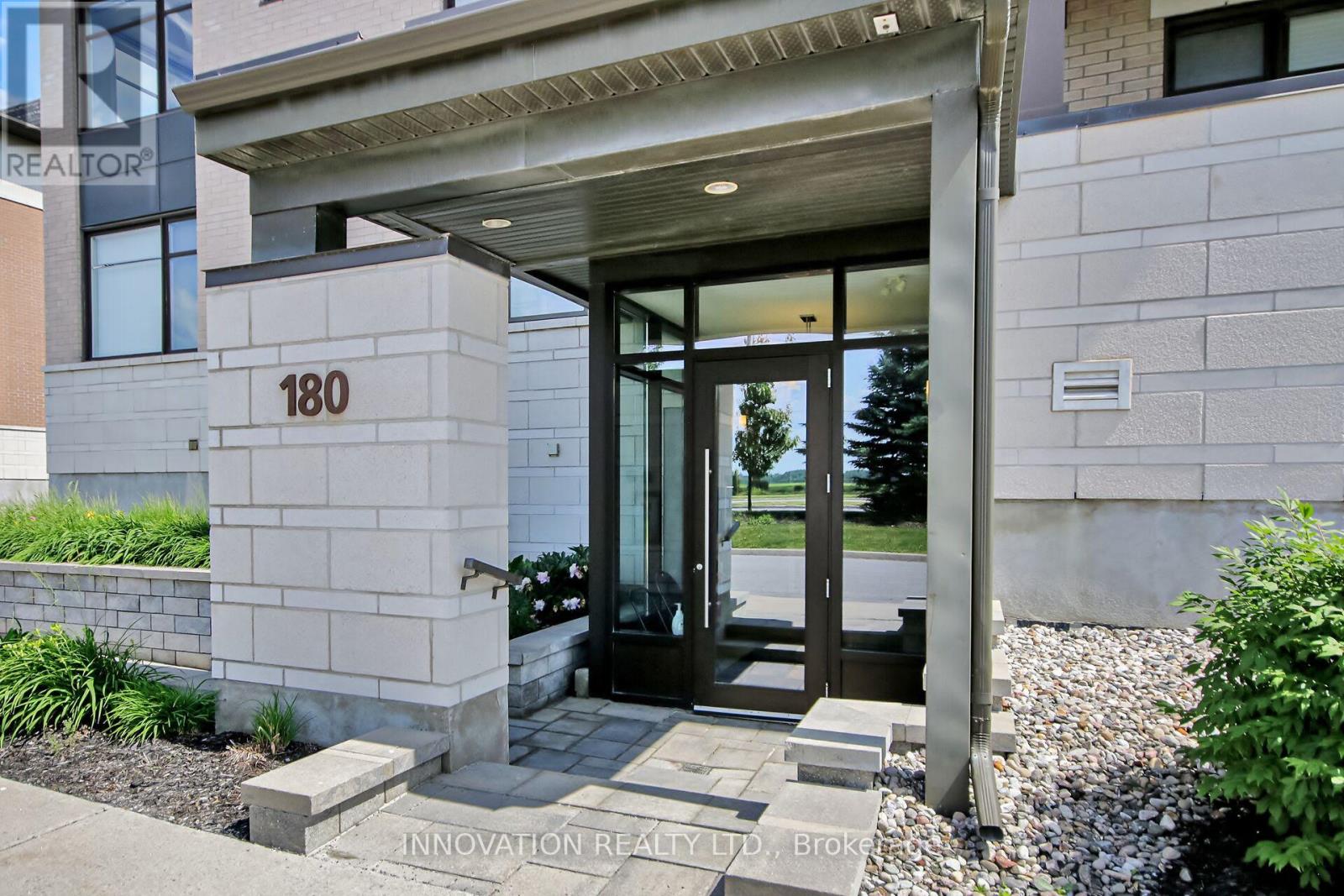201 - 180 GUELPH PRIVATE