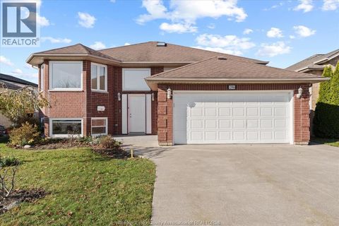 12906 Lemire STREET Tecumseh ON N8N4W1