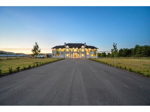 39321 BLACKLOCK ROAD Abbotsford BC V3G1S6