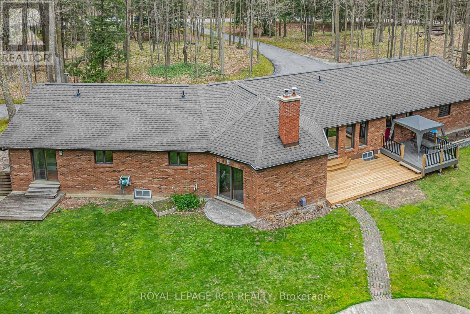 1 BEECH TREE LANE
