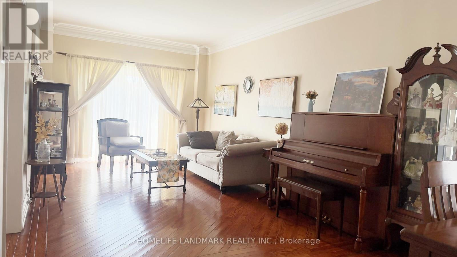 136 WORTH BOULEVARD