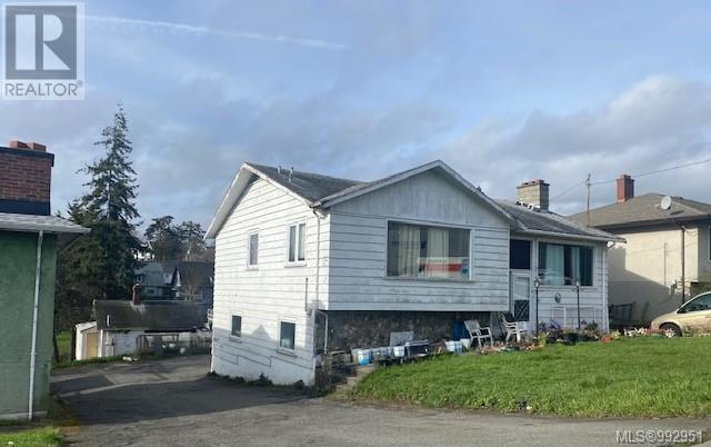 411-415-419 Burnside Rd