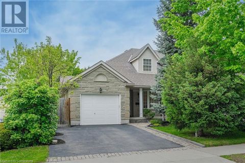 12 EUCLID Avenue Waterloo ON N2L6L9