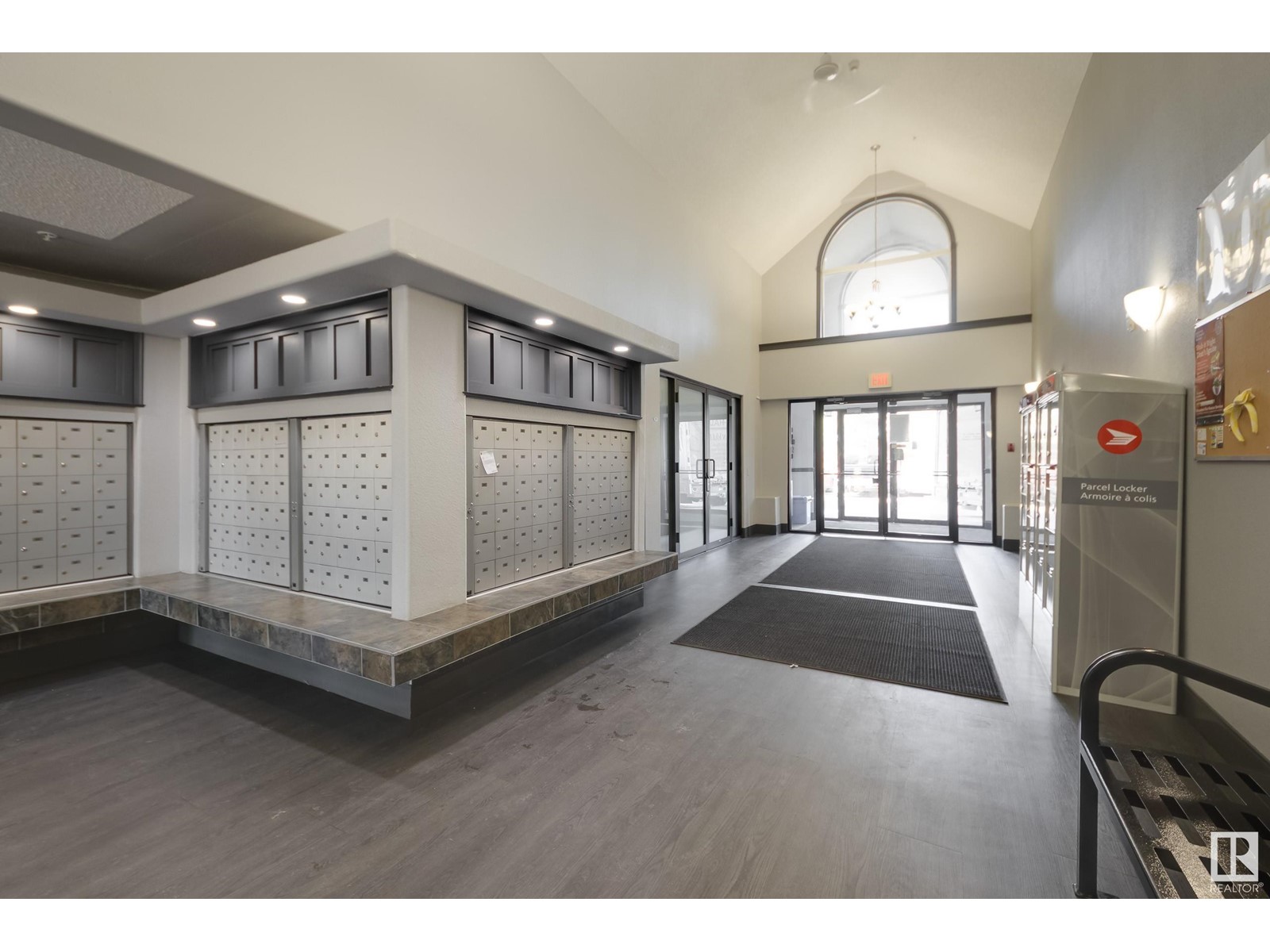 #408 3425 19 ST NW