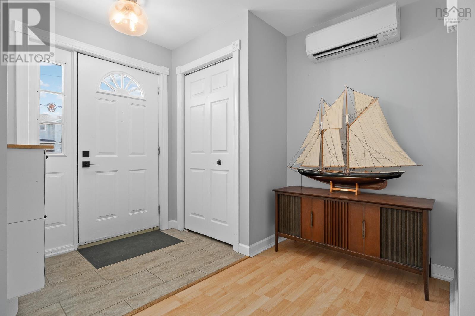 195 Greenwood Avenue