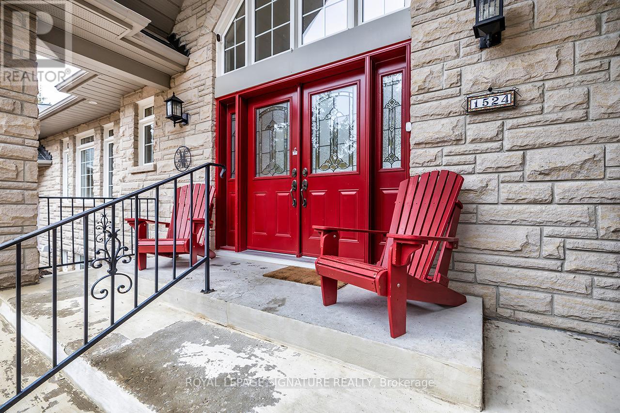 1524 WESTVIEW CRESCENT