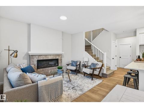 8019 228 ST NW Edmonton AB T5T7X8