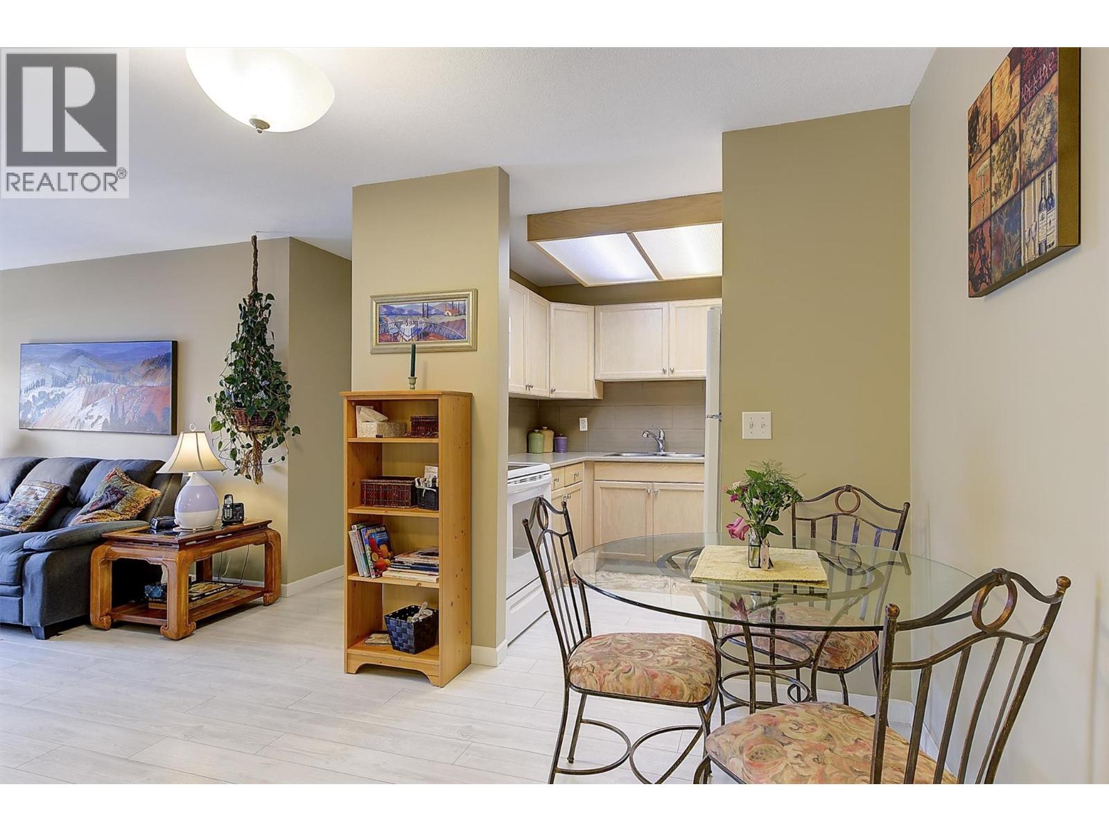 3155 De Montreuil Court Unit# 212