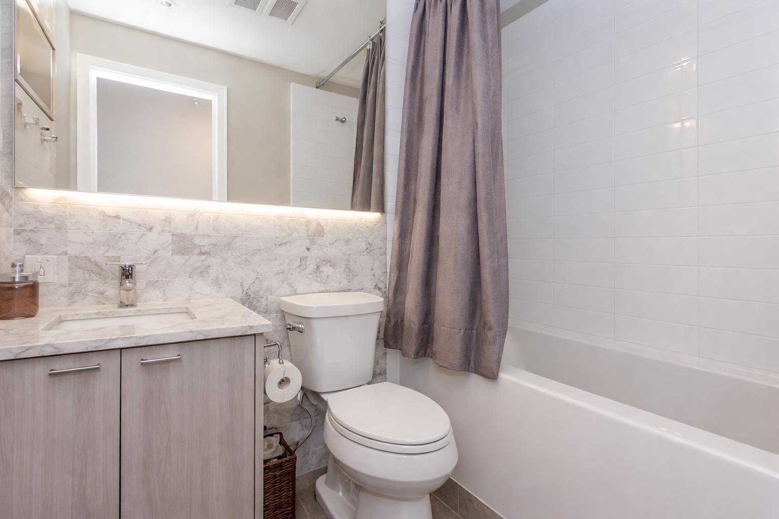 113 3080 GLADWIN ROAD
