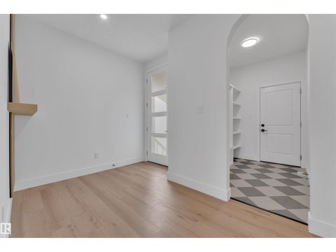 2408 1 AVE SW SW Edmonton AB T6X3E2