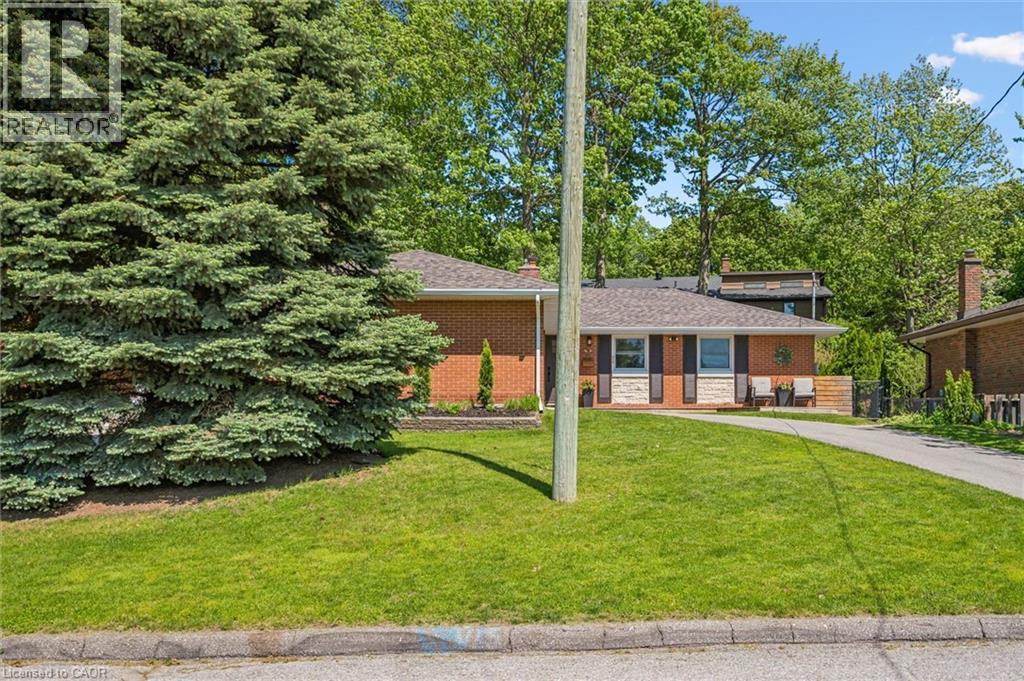9 HEATHER Avenue