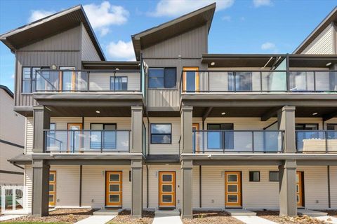 #36 1203 163 ST SW Edmonton AB T6W3X1