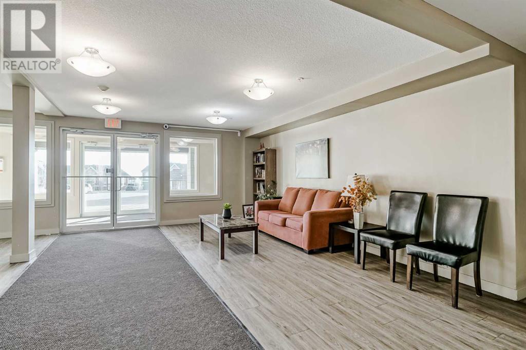422, 195 Kincora Glen Road NW