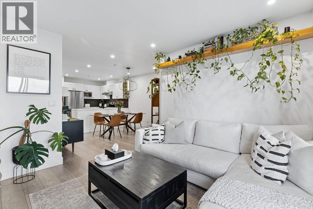 232 4550 FRASER STREET