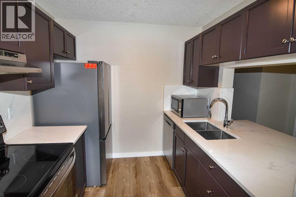 109, 2022 Canyon Meadows Drive SE