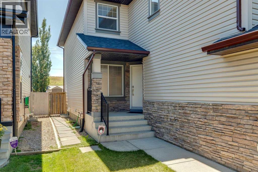 172 Kincora Drive NW