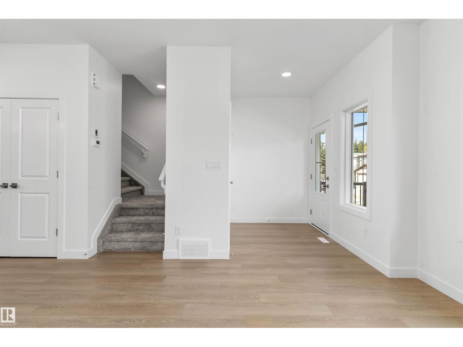 20635 43 AV NW